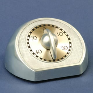 Äggklocka timer m vred. Mekanisk 60 minuters
uppvridningstimer i metall