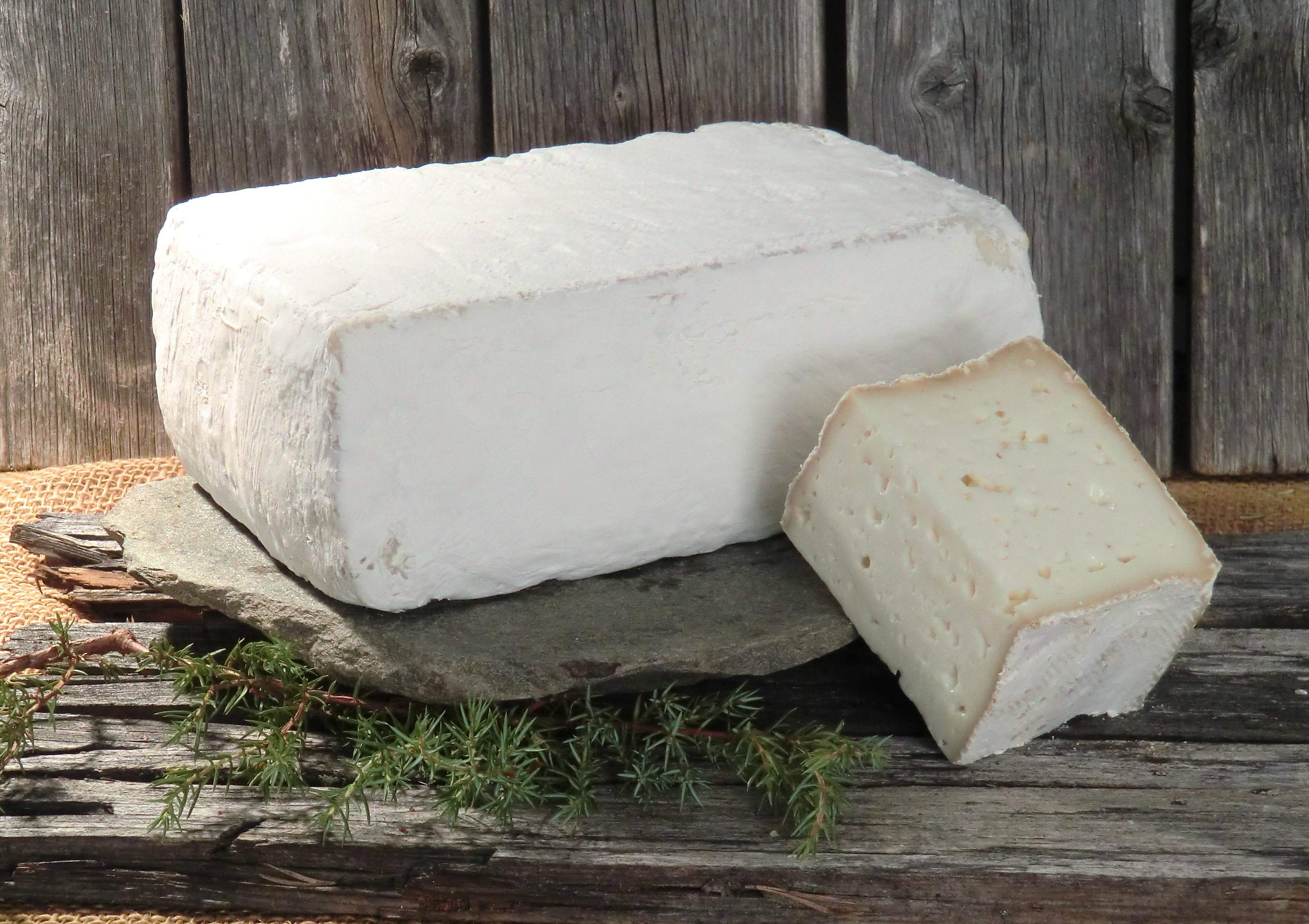 Vit Getost Caprin 29%