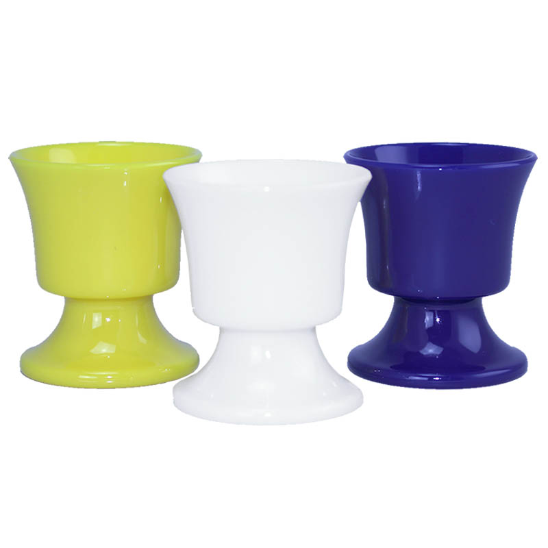 Äggkopp på fot plast 4-pack