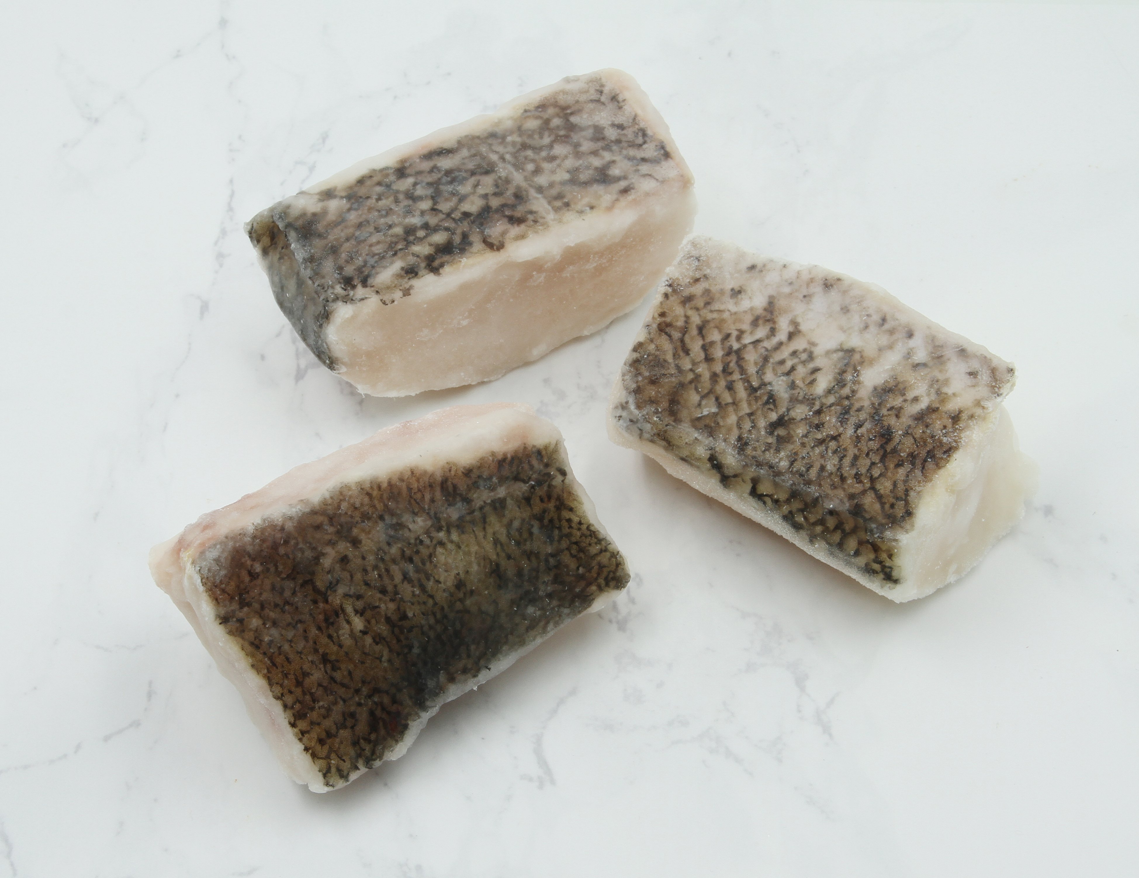 Kummal Fish Kummel ryggfilé med Skinn 120-160g MSC | Köp ryggfilé hos Menigo.se ...