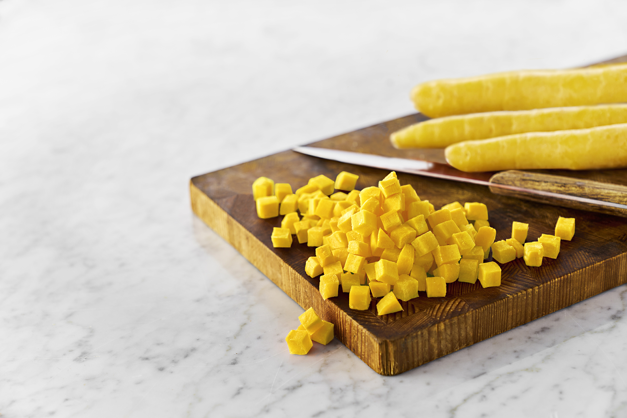 Morot Gul Tärnad 10x10mm