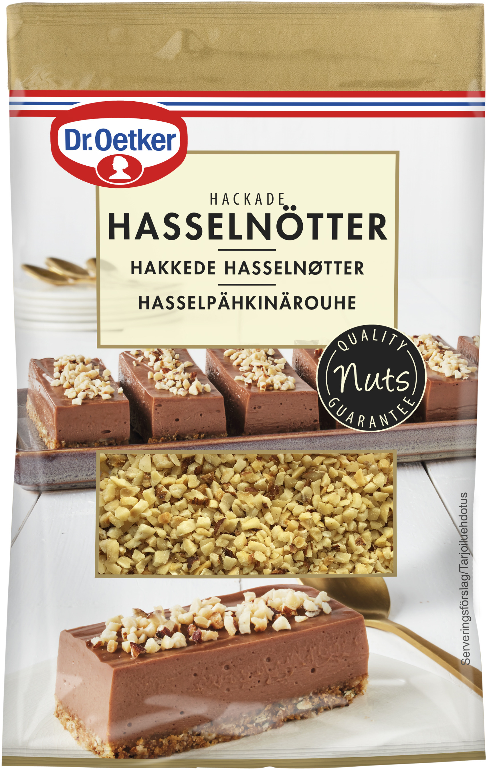 Hasselnötter Hackad