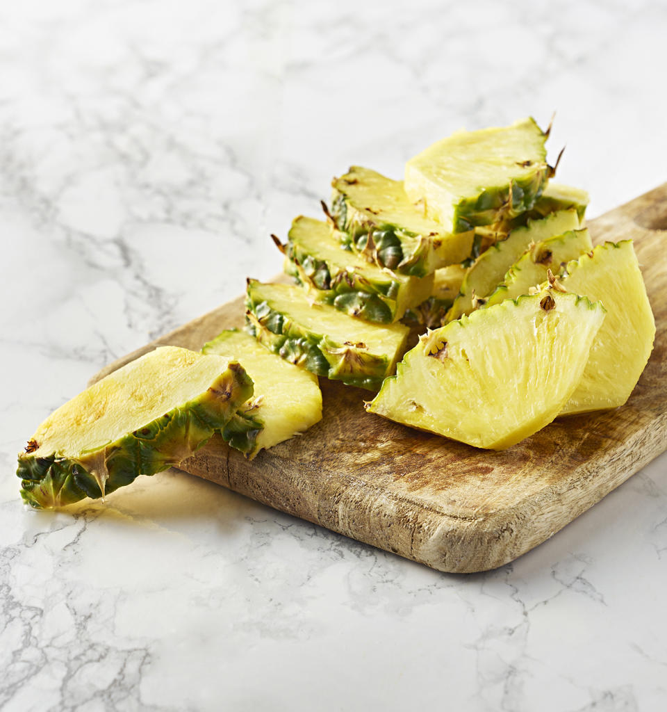 Ananas klyftad 1 kg