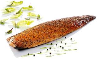Varmrökt Lax Helsida med Peppar 0,8-1,6kg D-trim