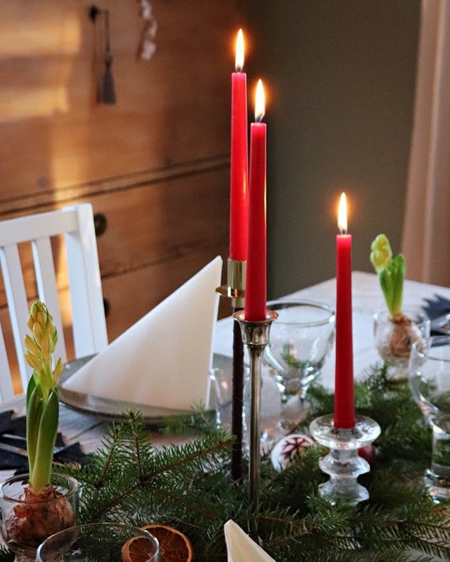 Kronljus Röd 28 cm 22