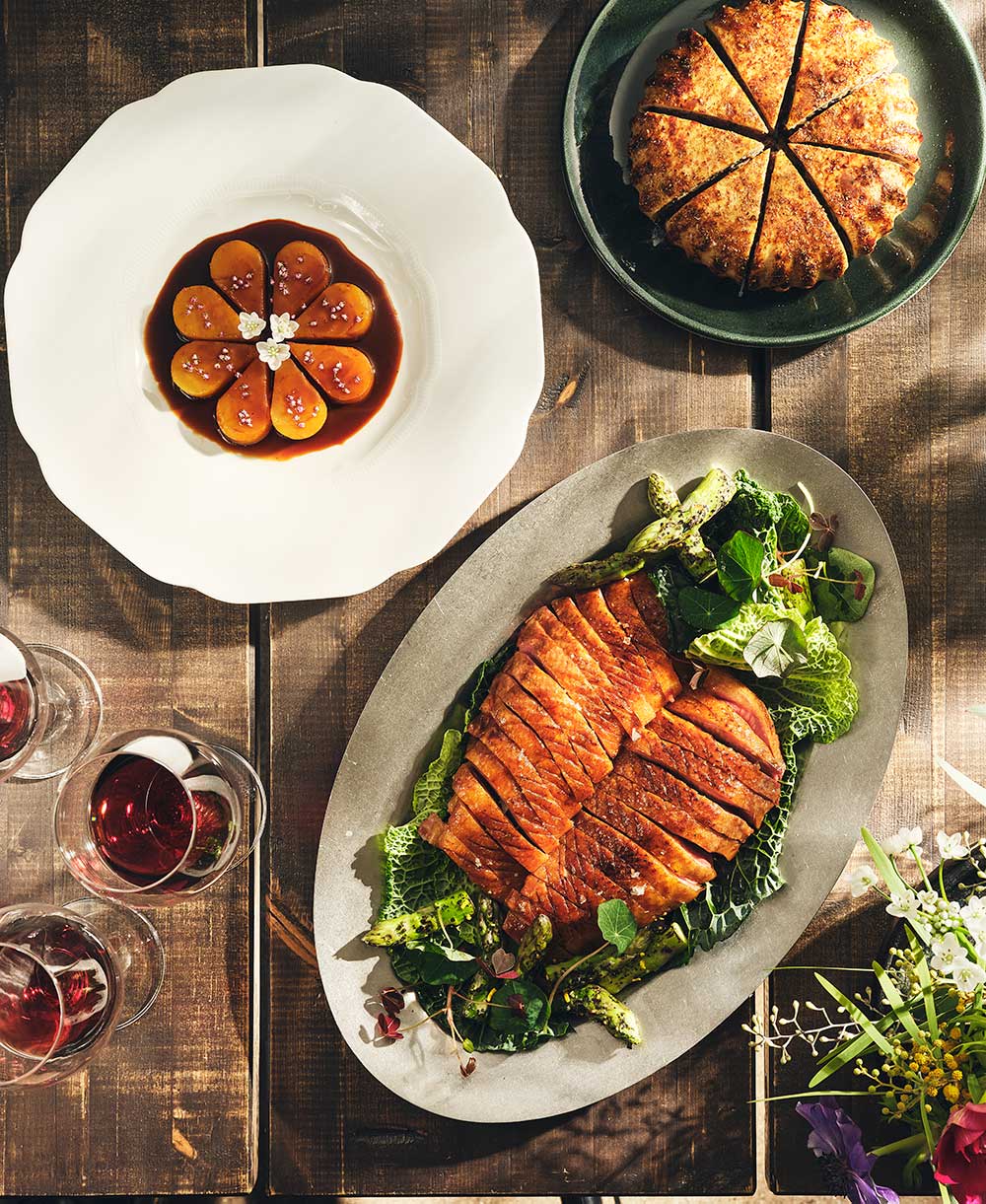 Under inspelningen av Menigos samtalsserie Länge leve måltiden serverade Ida Bauhn en vårmeny med bland annat musslor och anka.